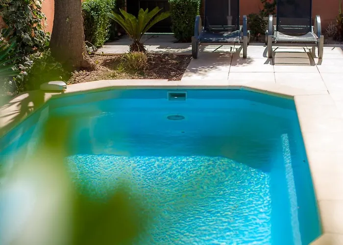 Riad Beni, 1 Couple Only Au Village Naturiste Agde